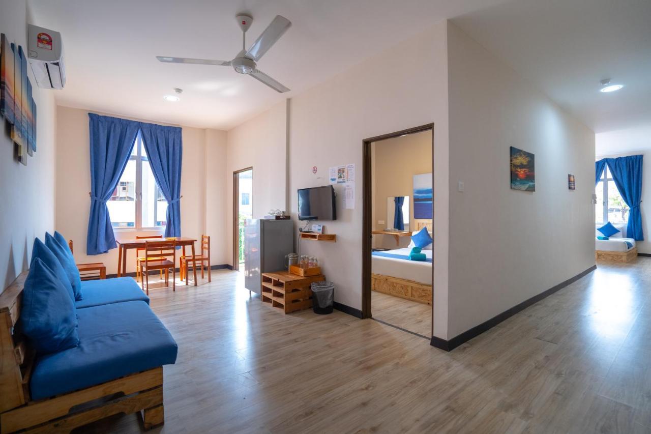 Paretto Seaview Hotel Пантай-Сенанг Экстерьер фото